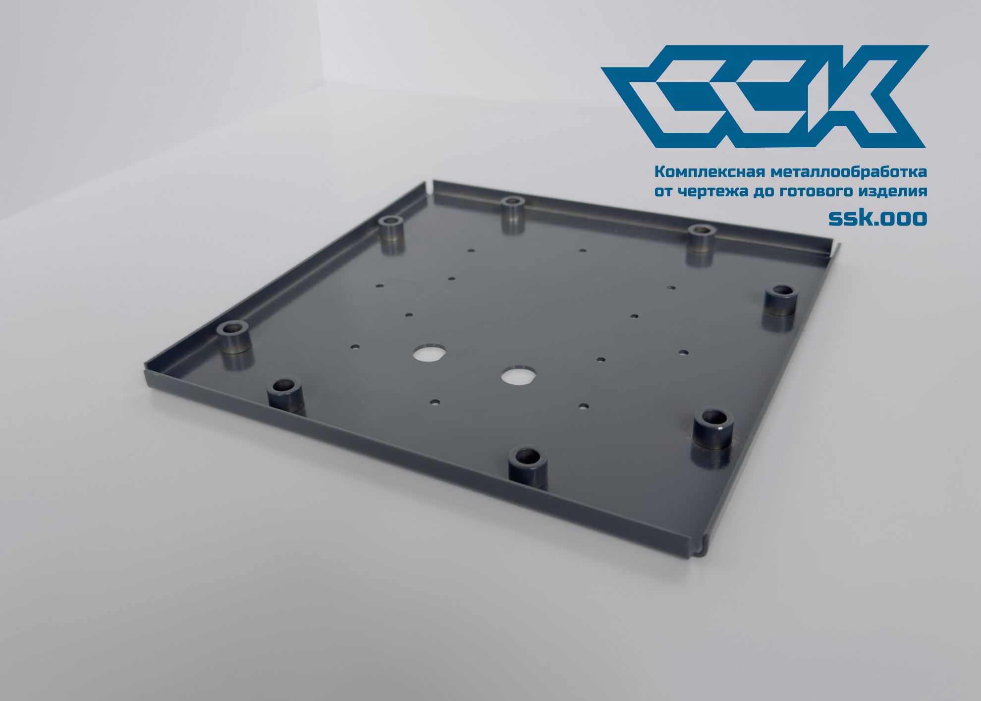 Крышка корпуса алюминиевая окрашенная